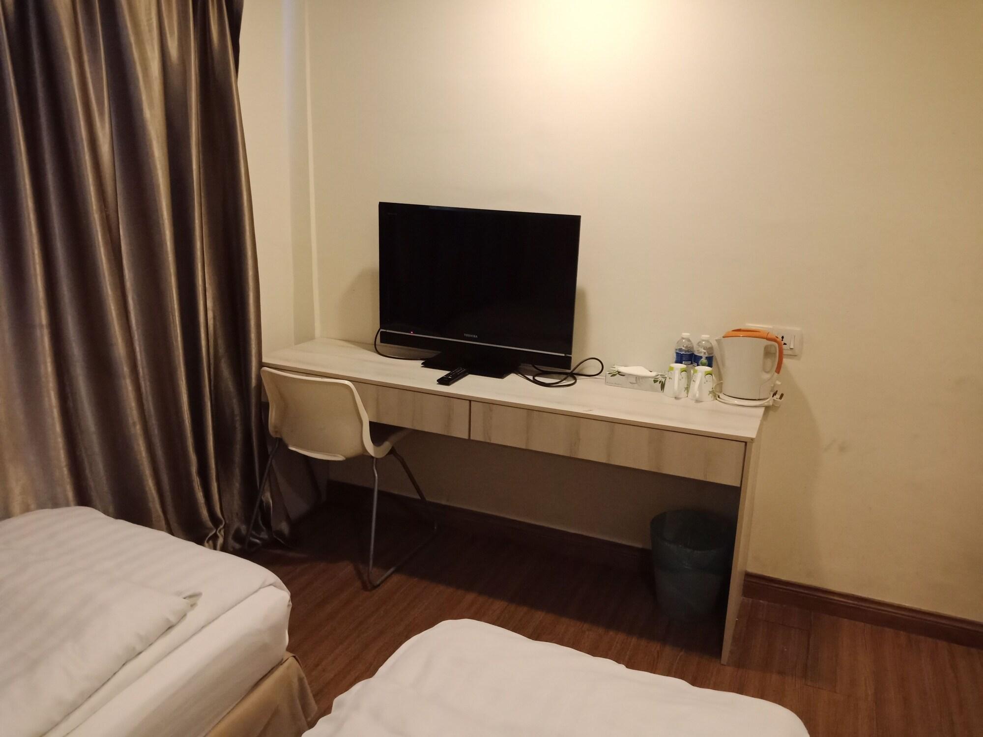 Hotel Zamburger Taman Segar - Previously Home Inn Taman Segar Kuala Lumpur Exteriér fotografie