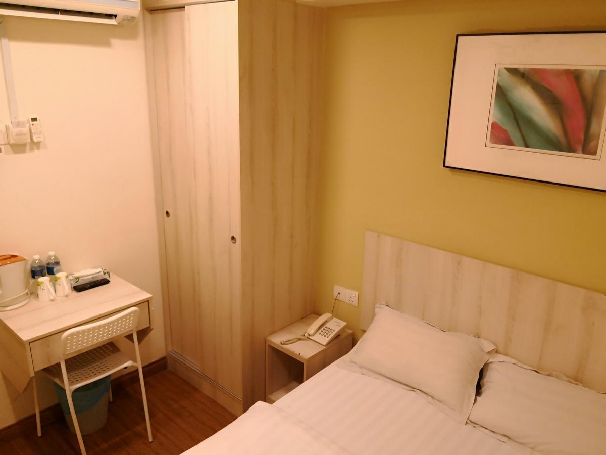 Hotel Zamburger Taman Segar - Previously Home Inn Taman Segar Kuala Lumpur Exteriér fotografie